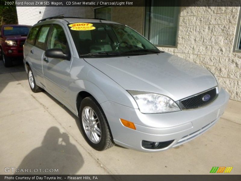 CD Silver Metallic / Charcoal/Light Flint 2007 Ford Focus ZXW SES Wagon