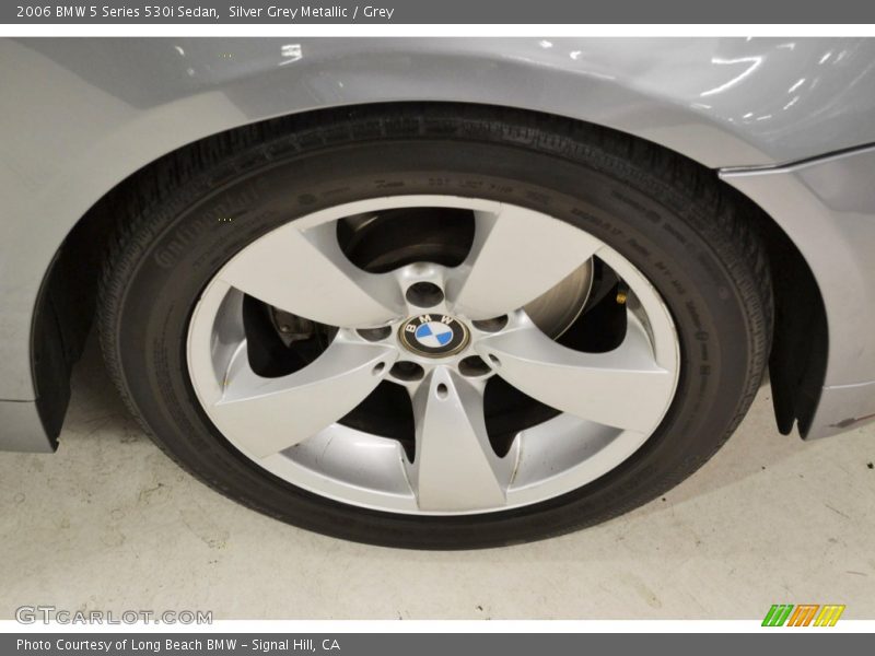  2006 5 Series 530i Sedan Wheel
