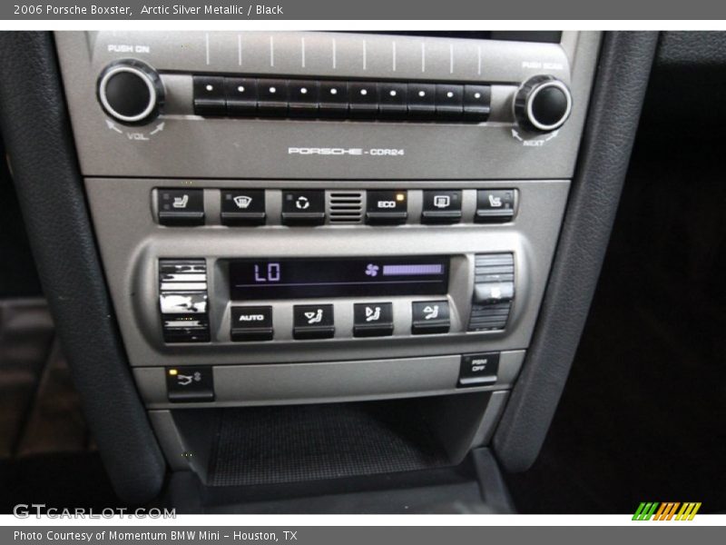 Controls of 2006 Boxster 