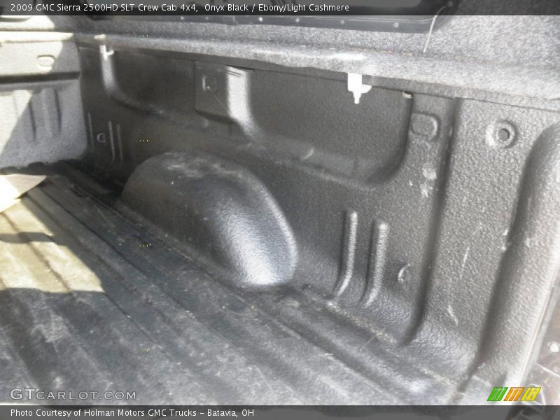 Onyx Black / Ebony/Light Cashmere 2009 GMC Sierra 2500HD SLT Crew Cab 4x4
