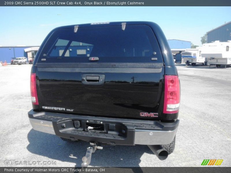Onyx Black / Ebony/Light Cashmere 2009 GMC Sierra 2500HD SLT Crew Cab 4x4