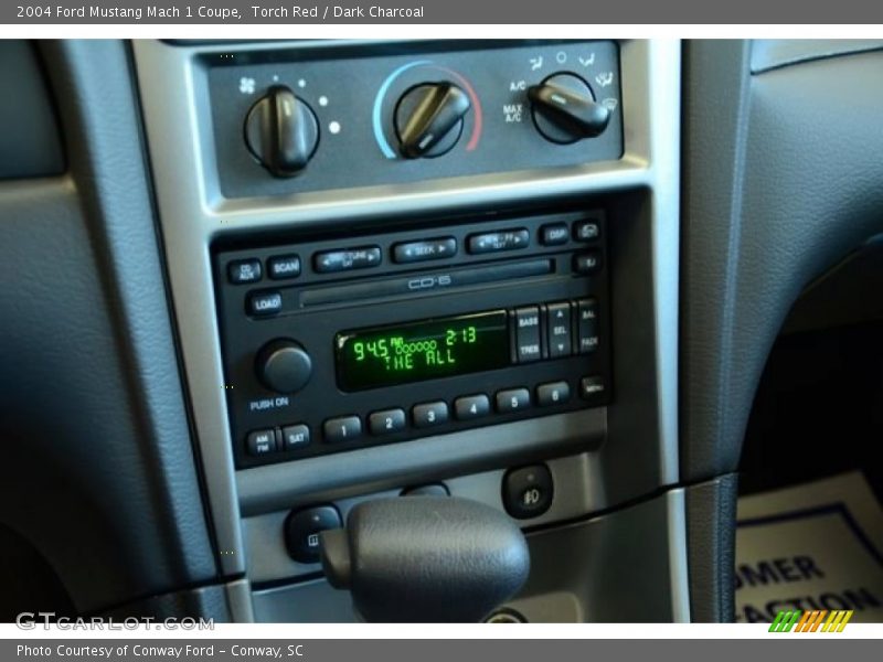 Controls of 2004 Mustang Mach 1 Coupe