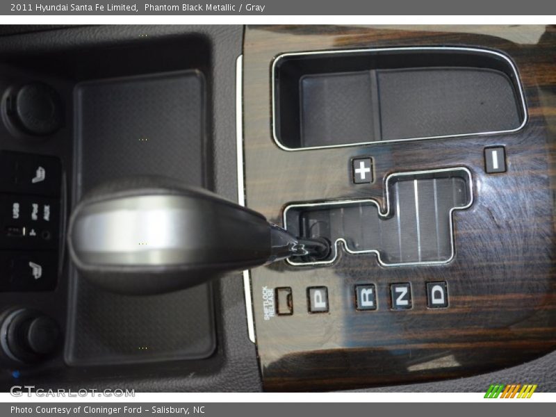 Phantom Black Metallic / Gray 2011 Hyundai Santa Fe Limited