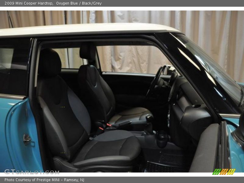 Oxygen Blue / Black/Grey 2009 Mini Cooper Hardtop