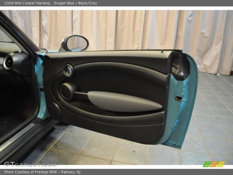 Oxygen Blue / Black/Grey 2009 Mini Cooper Hardtop