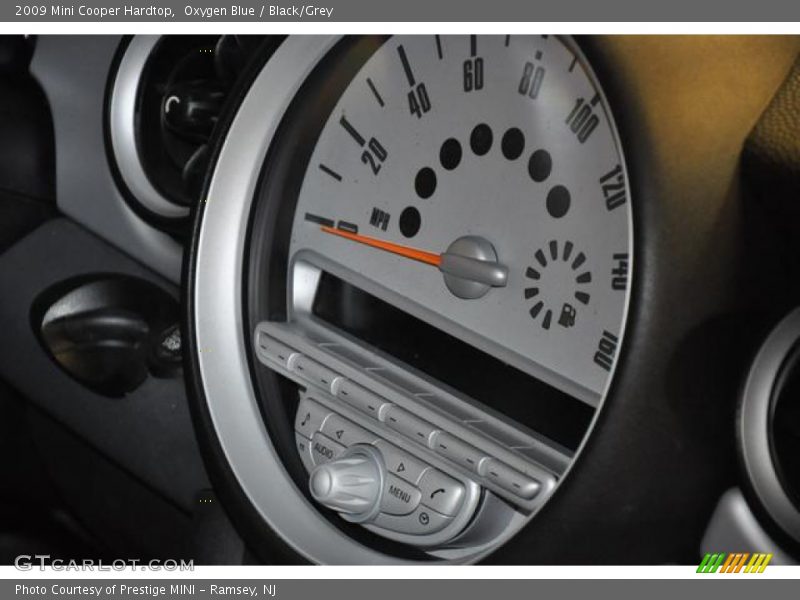 Oxygen Blue / Black/Grey 2009 Mini Cooper Hardtop