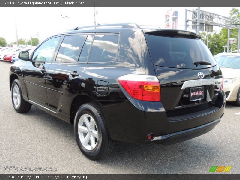 Black / Ash 2010 Toyota Highlander SE 4WD