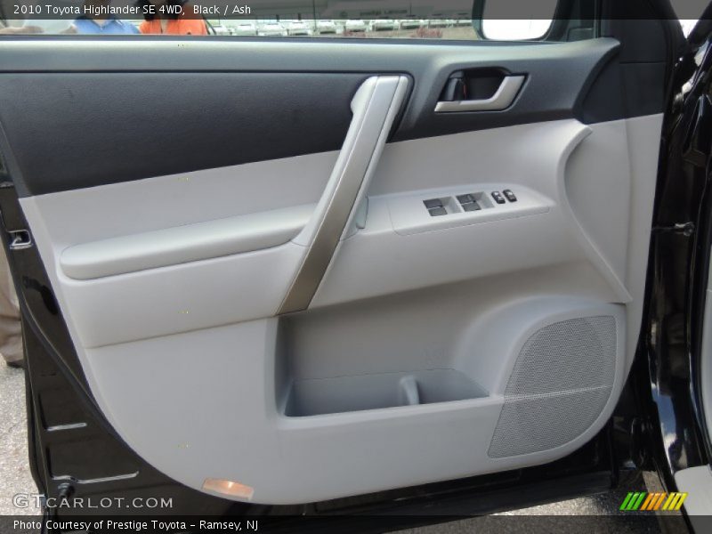 Black / Ash 2010 Toyota Highlander SE 4WD