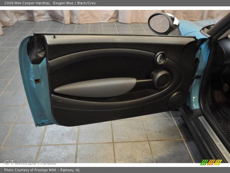 Oxygen Blue / Black/Grey 2009 Mini Cooper Hardtop