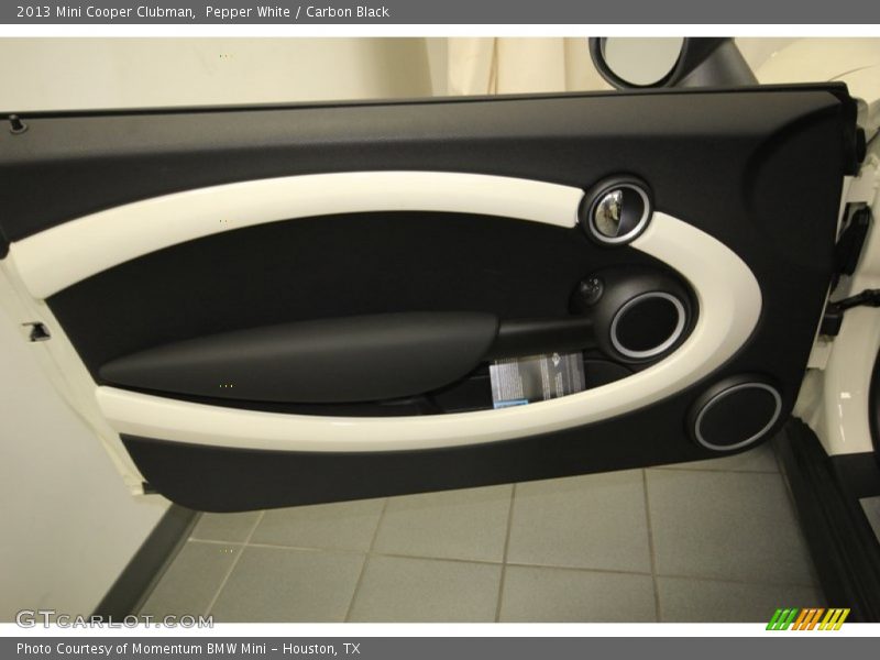 Pepper White / Carbon Black 2013 Mini Cooper Clubman