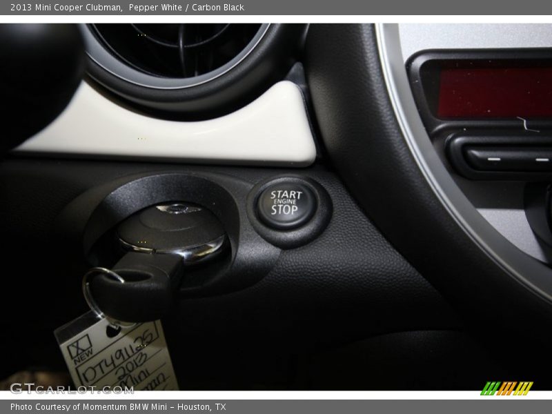 Pepper White / Carbon Black 2013 Mini Cooper Clubman
