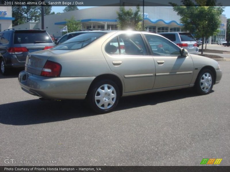 Sandrift Beige / Dusk 2001 Nissan Altima GXE