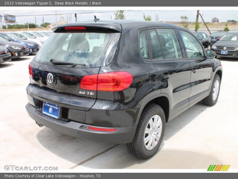 Deep Black Metallic / Black 2013 Volkswagen Tiguan S