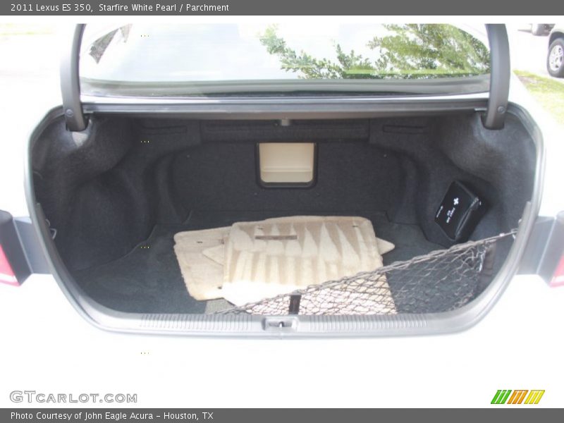 Starfire White Pearl / Parchment 2011 Lexus ES 350