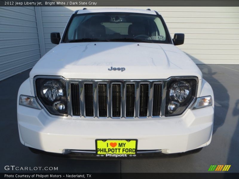 Bright White / Dark Slate Gray 2012 Jeep Liberty Jet