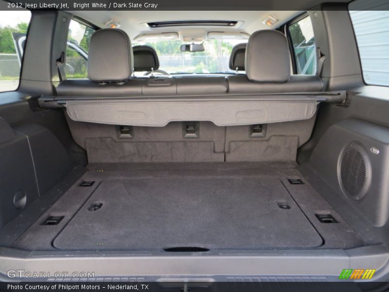 Bright White / Dark Slate Gray 2012 Jeep Liberty Jet