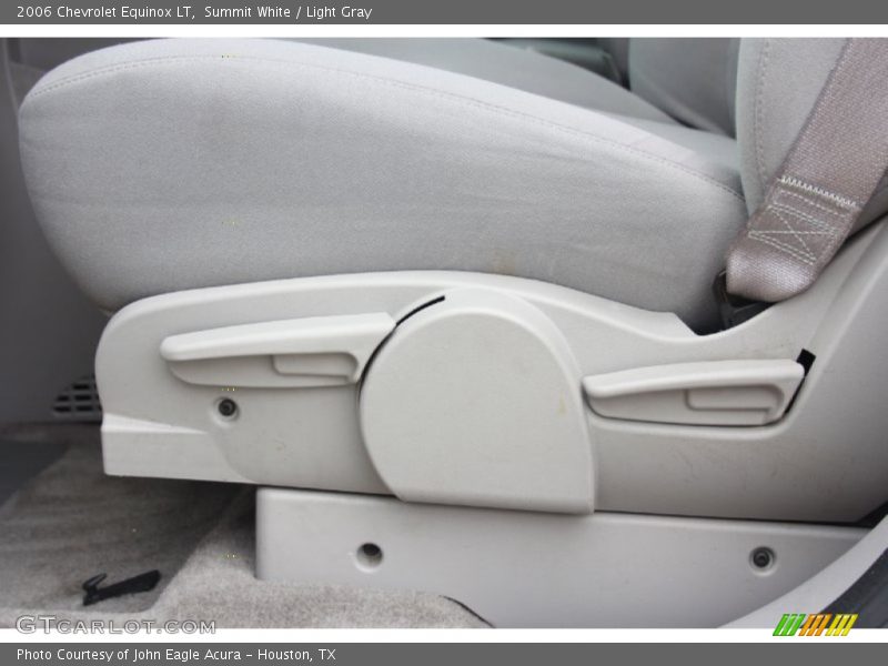 Summit White / Light Gray 2006 Chevrolet Equinox LT