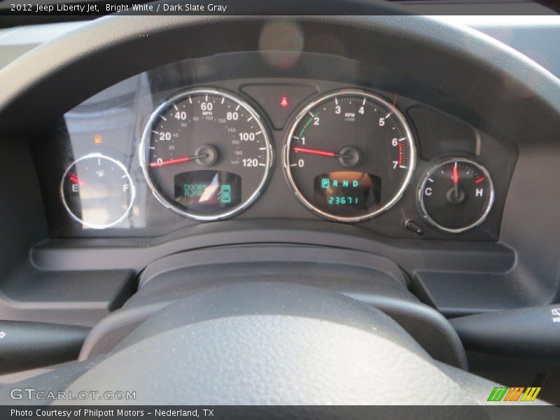 Bright White / Dark Slate Gray 2012 Jeep Liberty Jet