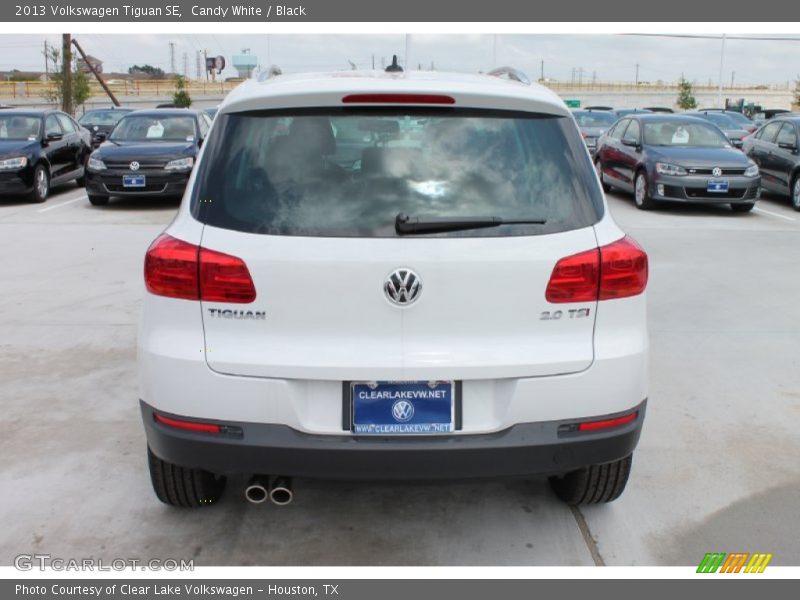 Candy White / Black 2013 Volkswagen Tiguan SE