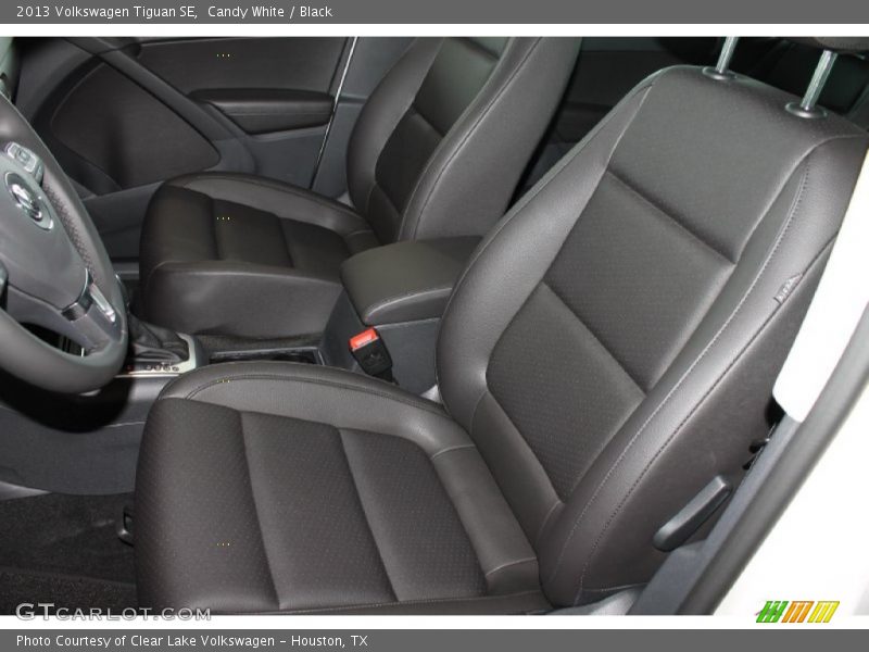 Candy White / Black 2013 Volkswagen Tiguan SE