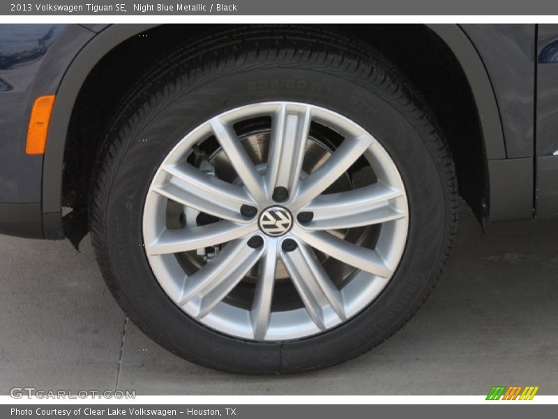 Night Blue Metallic / Black 2013 Volkswagen Tiguan SE