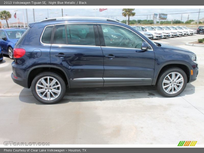 Night Blue Metallic / Black 2013 Volkswagen Tiguan SE