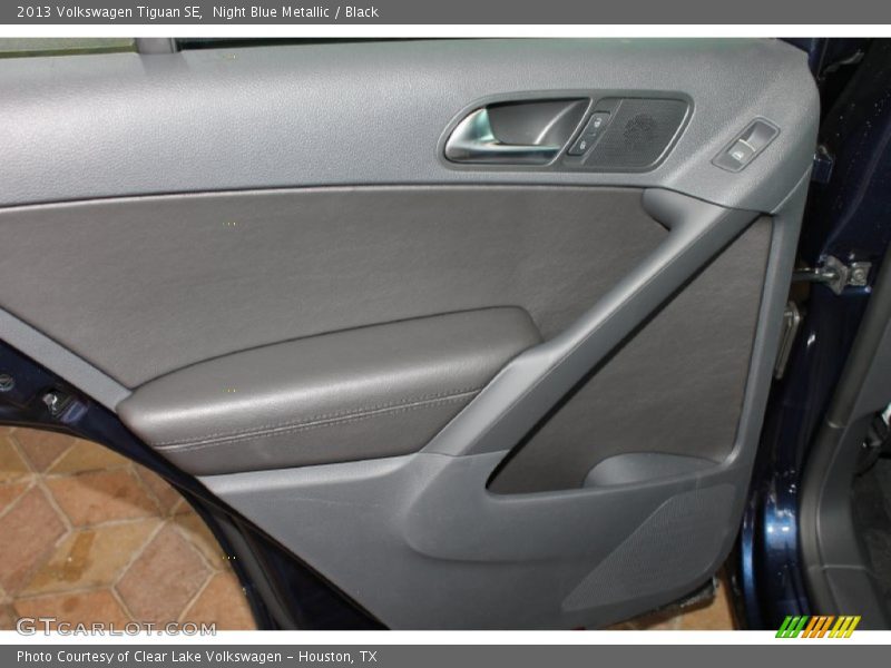 Night Blue Metallic / Black 2013 Volkswagen Tiguan SE