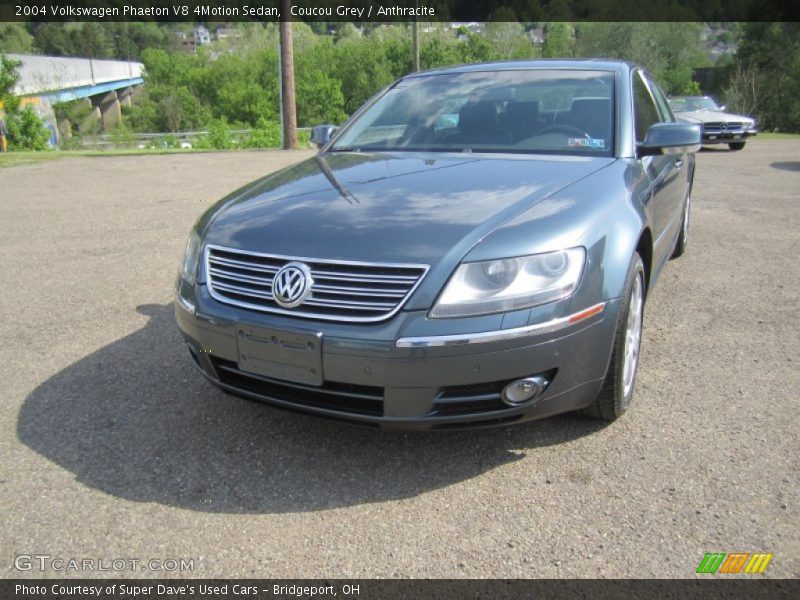 Coucou Grey / Anthracite 2004 Volkswagen Phaeton V8 4Motion Sedan