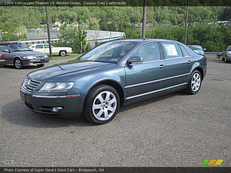 Coucou Grey / Anthracite 2004 Volkswagen Phaeton V8 4Motion Sedan