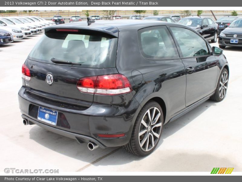 Deep Black Pearl Metallic / Titan Black 2013 Volkswagen GTI 2 Door Autobahn Edition