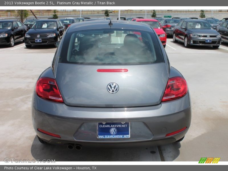 Platinum Gray Metallic / Titan Black 2013 Volkswagen Beetle 2.5L
