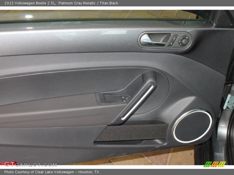 Platinum Gray Metallic / Titan Black 2013 Volkswagen Beetle 2.5L