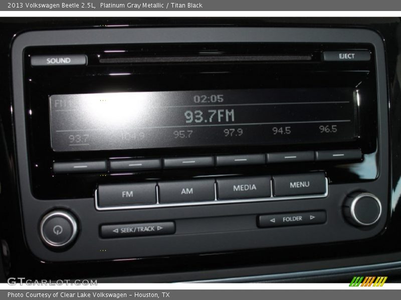 Platinum Gray Metallic / Titan Black 2013 Volkswagen Beetle 2.5L