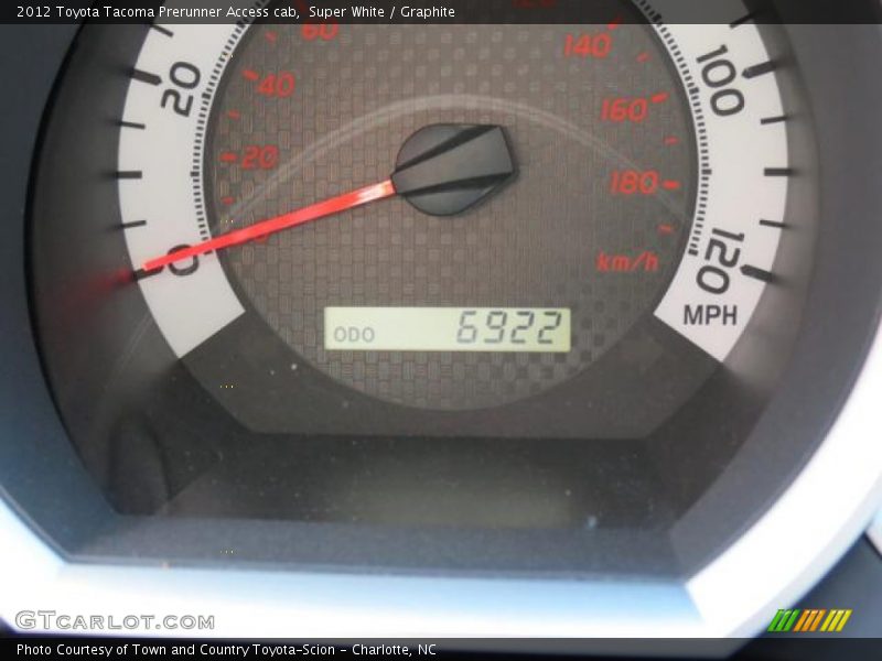 Super White / Graphite 2012 Toyota Tacoma Prerunner Access cab