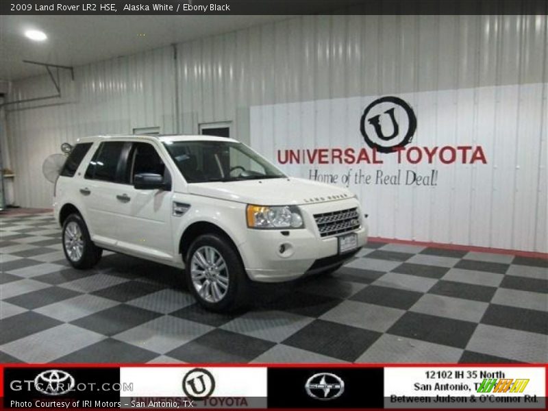 Alaska White / Ebony Black 2009 Land Rover LR2 HSE