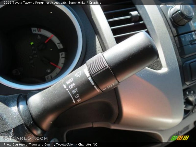 Super White / Graphite 2012 Toyota Tacoma Prerunner Access cab