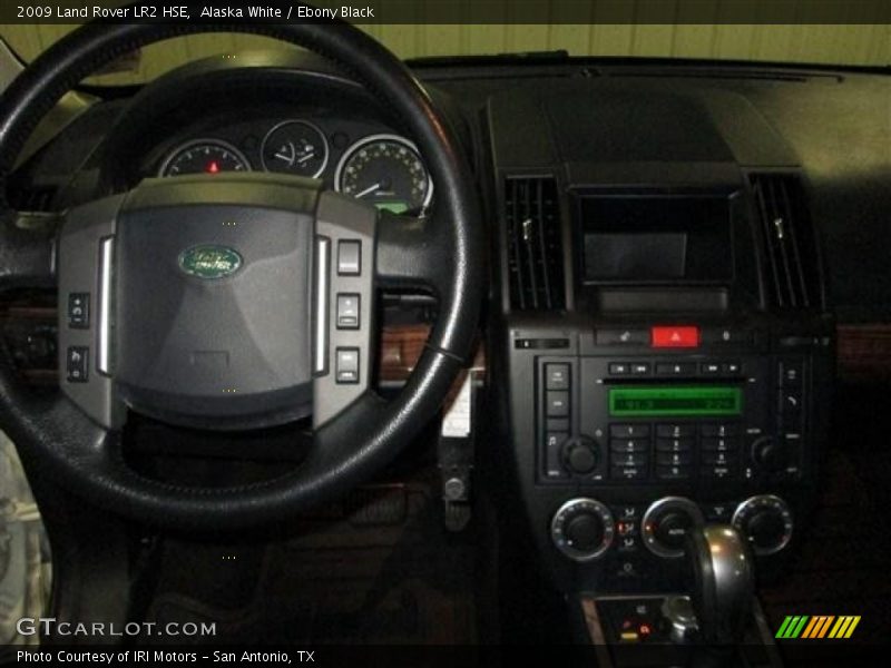 Alaska White / Ebony Black 2009 Land Rover LR2 HSE
