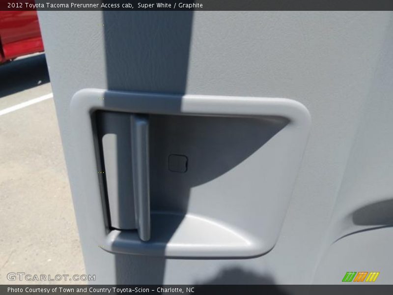 Super White / Graphite 2012 Toyota Tacoma Prerunner Access cab