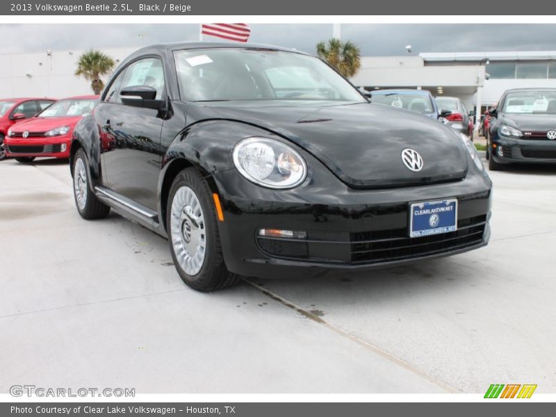 Black / Beige 2013 Volkswagen Beetle 2.5L