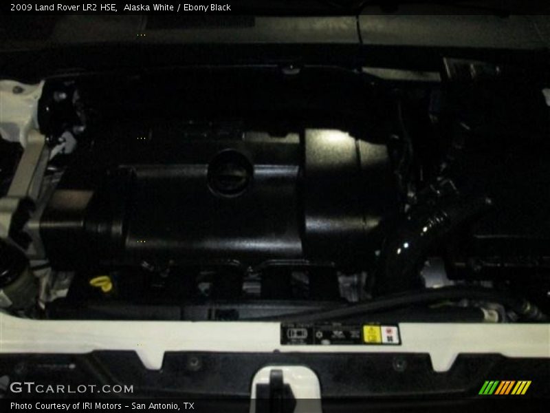 Alaska White / Ebony Black 2009 Land Rover LR2 HSE