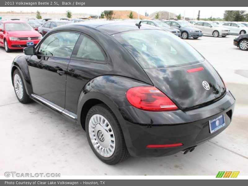 Black / Beige 2013 Volkswagen Beetle 2.5L