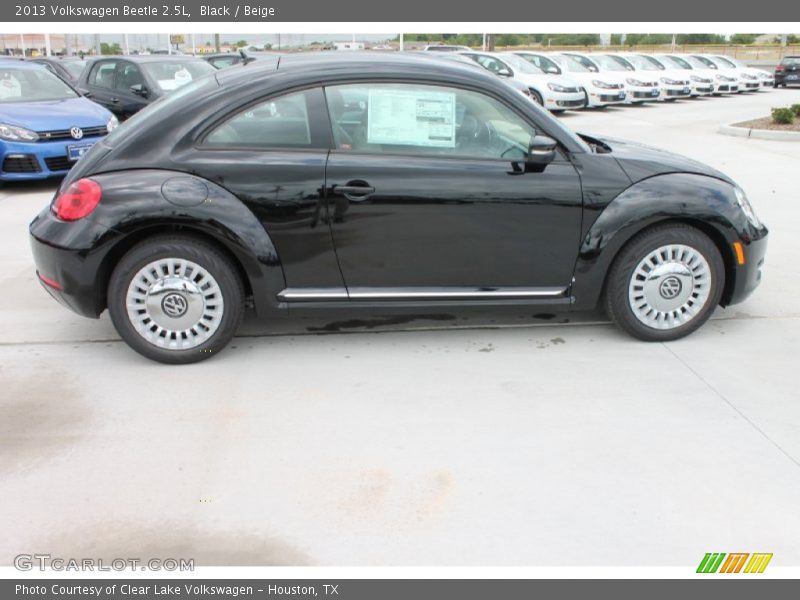 Black / Beige 2013 Volkswagen Beetle 2.5L