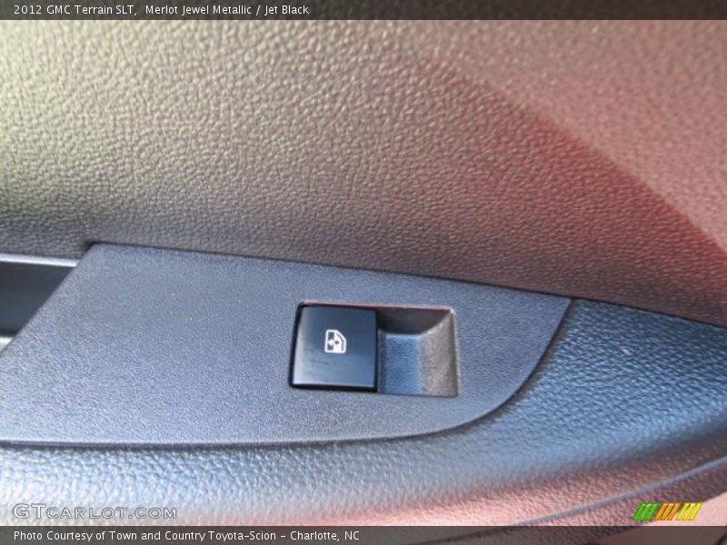 Merlot Jewel Metallic / Jet Black 2012 GMC Terrain SLT