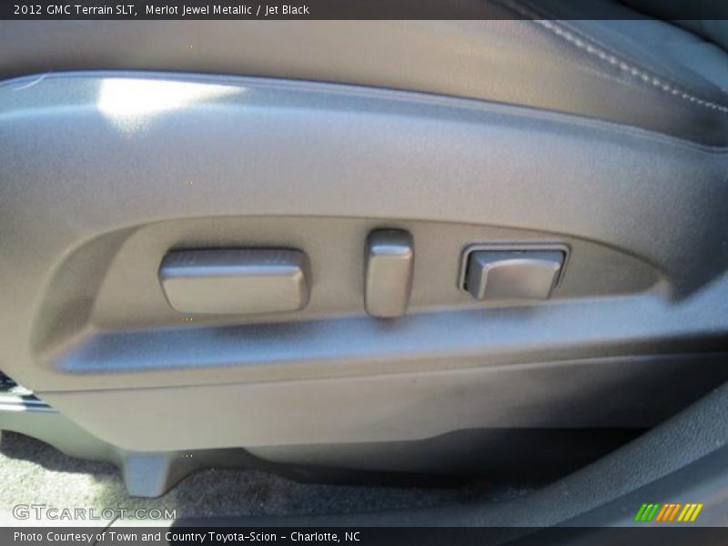 Merlot Jewel Metallic / Jet Black 2012 GMC Terrain SLT