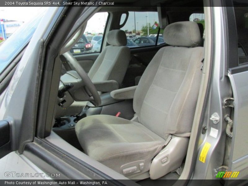 Silver Sky Metallic / Charcoal 2004 Toyota Sequoia SR5 4x4