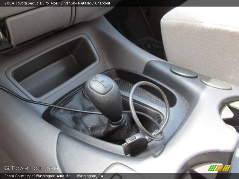 Silver Sky Metallic / Charcoal 2004 Toyota Sequoia SR5 4x4