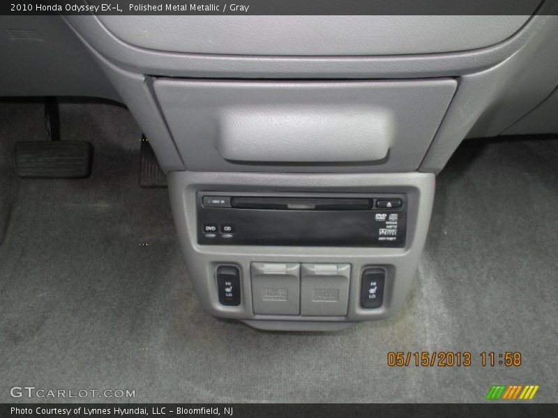 Polished Metal Metallic / Gray 2010 Honda Odyssey EX-L