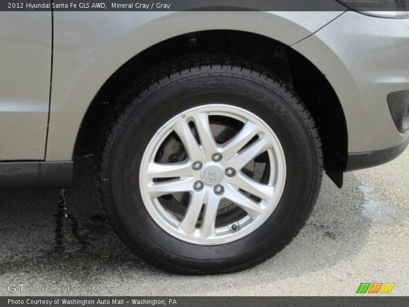 Mineral Gray / Gray 2012 Hyundai Santa Fe GLS AWD