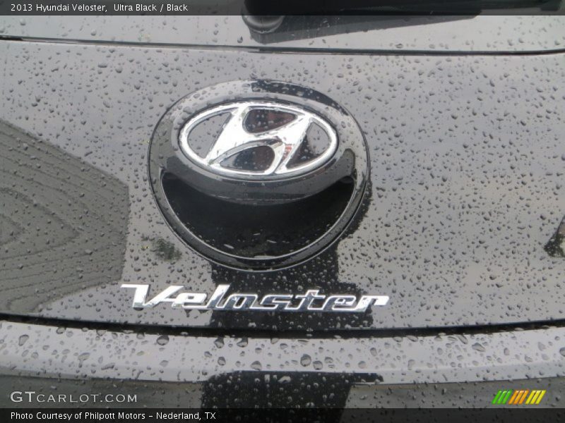 Ultra Black / Black 2013 Hyundai Veloster