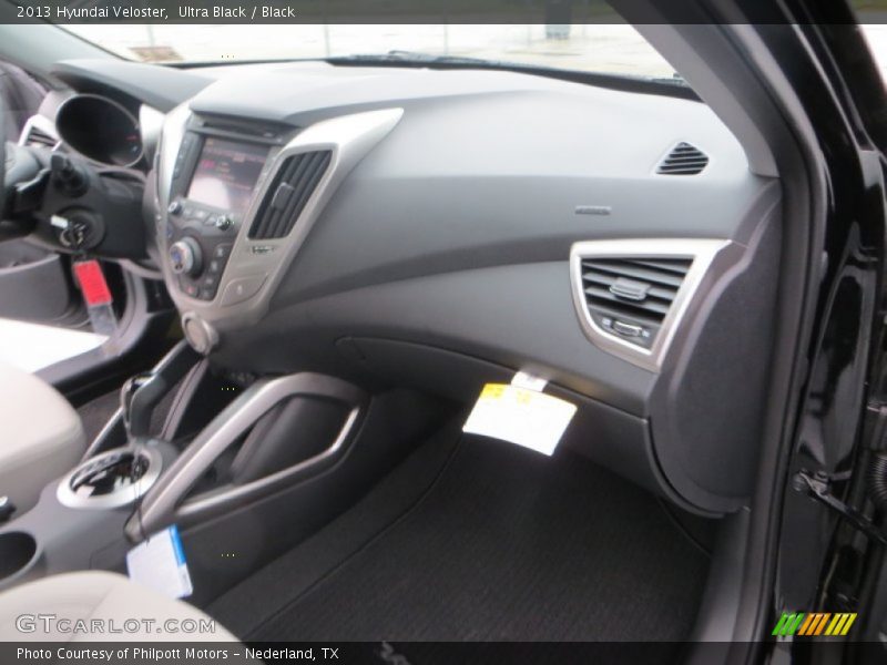 Ultra Black / Black 2013 Hyundai Veloster